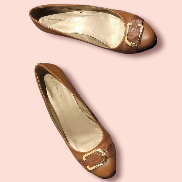 Bandolino Women's BD Jobey Brown Leather Wedge with Gold Buckle Strap Size 10M - Picture 2 of 14